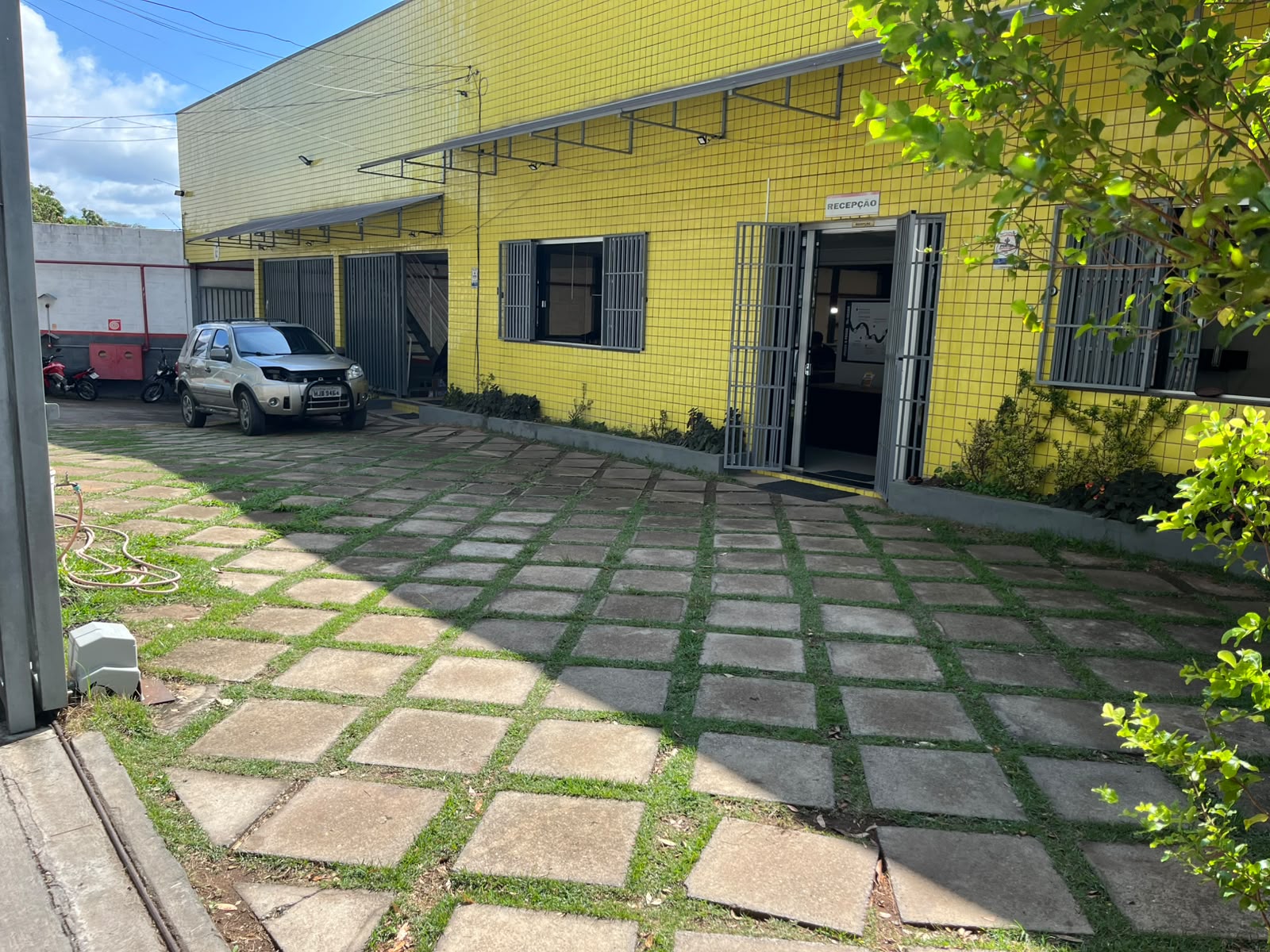 Entrada de veículos